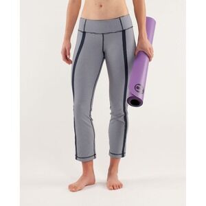 Lululemon Coast To Class Cropped Leggings 8 Navy Gingham Check Yoga Athleisure
